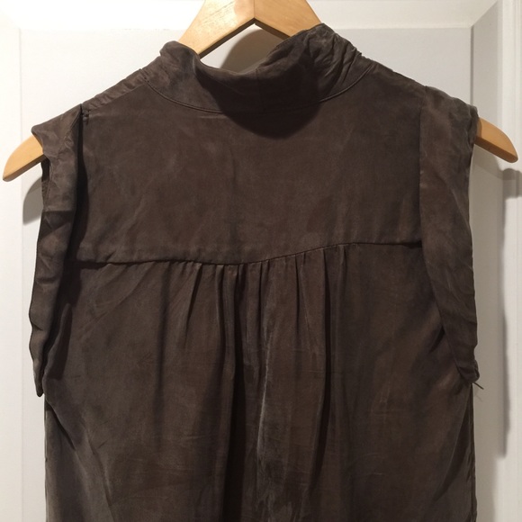 BB DAKOTA Olive Faux Suede Sleeveless Top Tunic S - Picture 4 of 6